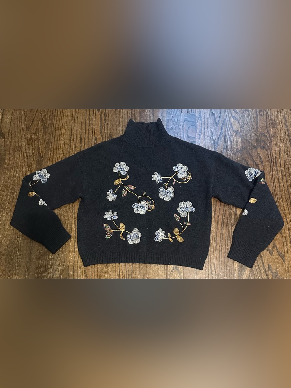 Mi ami Embroidered Turtleneck Sweater